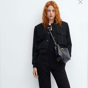 Mini-shopper with rear padlock. Trendy and beautiful!